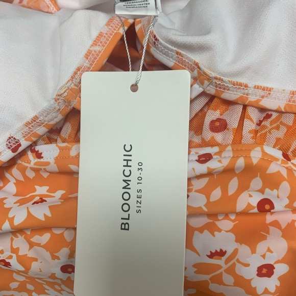 BloomChic NWT Orange Floral Dolman Swimsuit  Size 14 XL - Picture 4 of 5